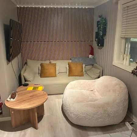 2-bedroom In Sentrum Lägenhet *